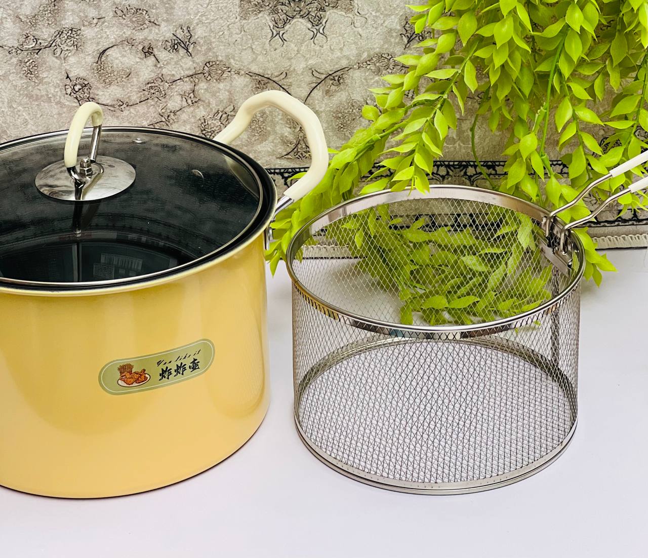 Deep Fryer Pot with Mesh Basket – 5 Liter Capacity